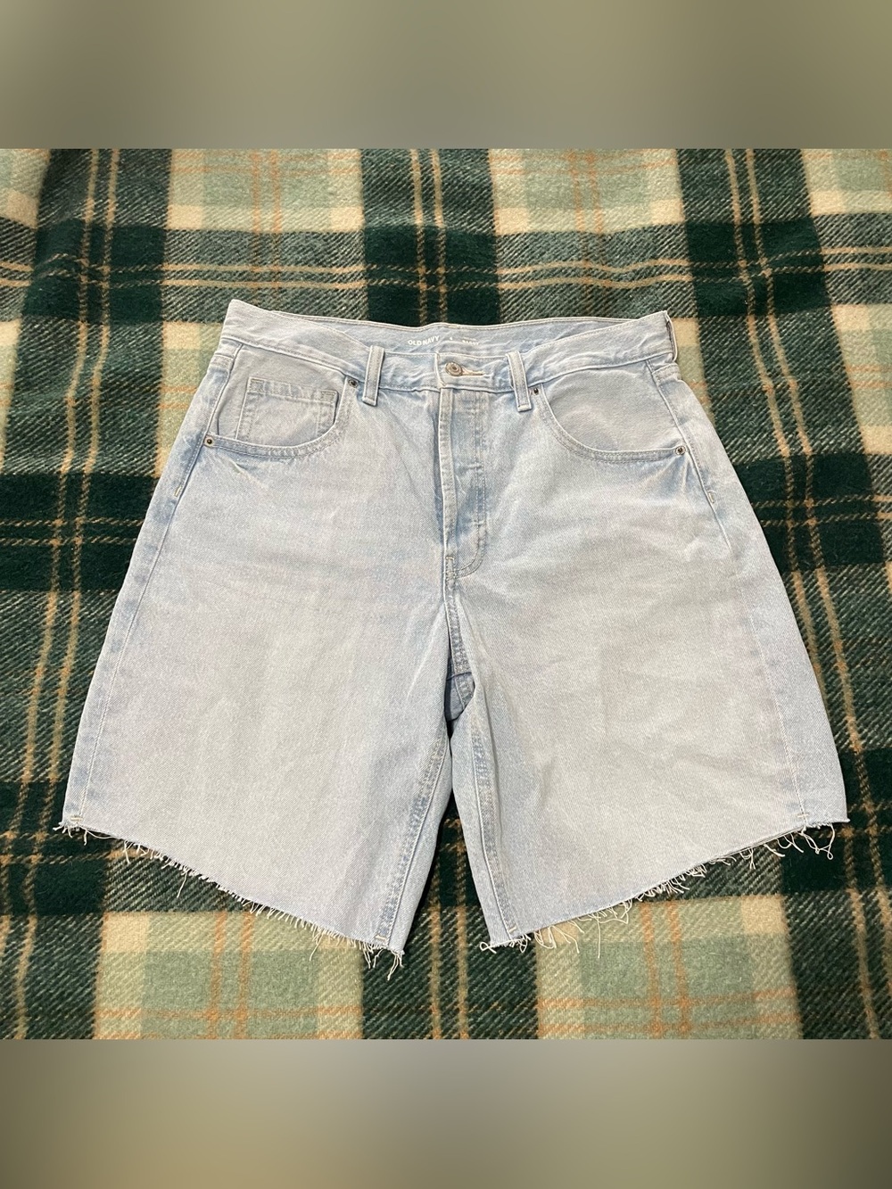 Denim Raw Hem Button Fly Shorts 9” Inseam Jorts Women’s Size 6 Casual Baggy